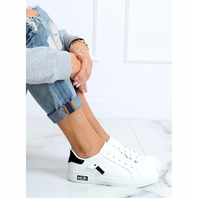 Naisten mustat ja valkoiset lenkkarit LA132P WHITE / BLACK valkoinen 2