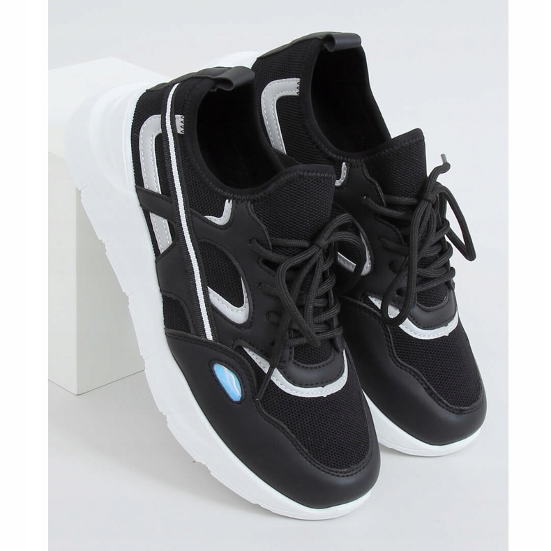 Mustat urheilukengät B0-560 Musta 1