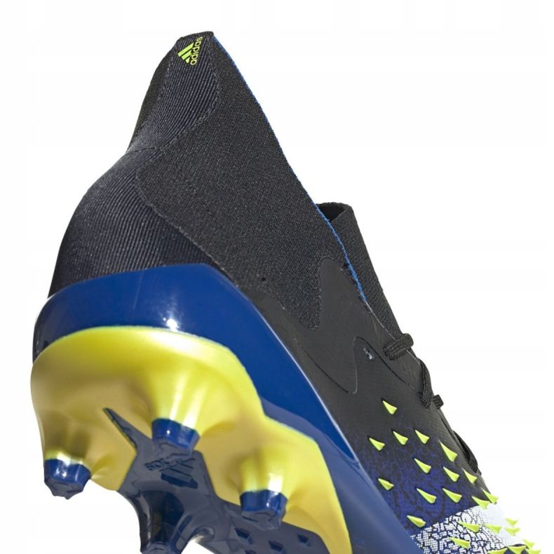 Adidas Predator Freak.1 Ag M FY0742 jalkapallokengät musta musta 1