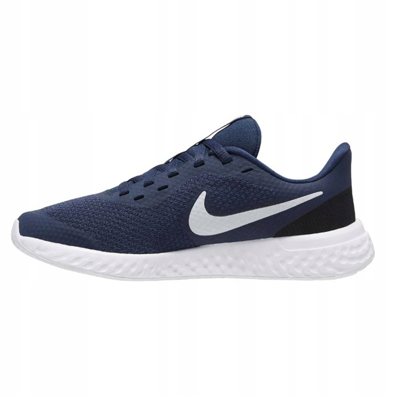 Nike Revolution 5 juoksukengät tummansininen BQ5671 402 laivastonsininen 1