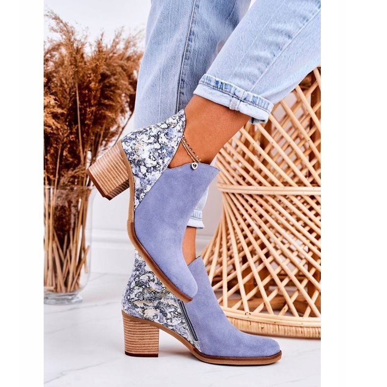 Naisten nahkakengät korkokenkällä Maciejka Light Blue 04492 sininen 2