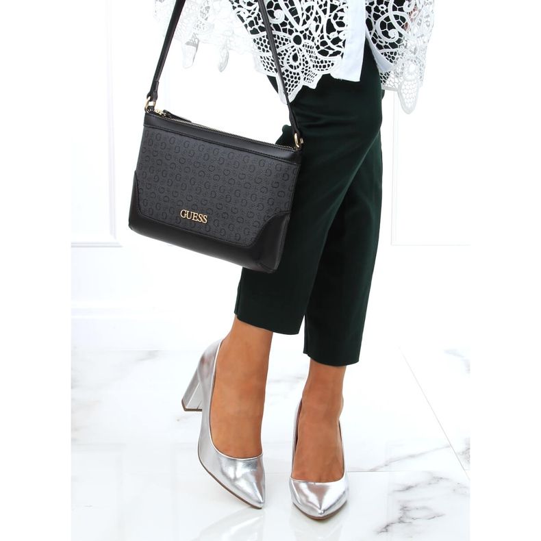 Pumput hopeapylväässä NF-65P Silver 2