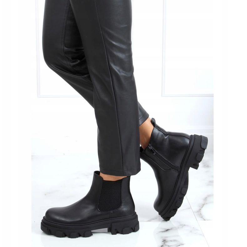 Mustat Chelsea-saappaat, joissa korkea pohja musta 888-52 Musta 2