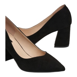 Vices 1592-38-musta 1