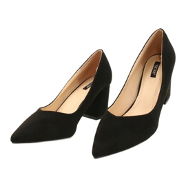 Vices 1592-38-musta 3