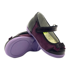 Burgundin nahkaballeriinit renbut -keulalla punainen 3