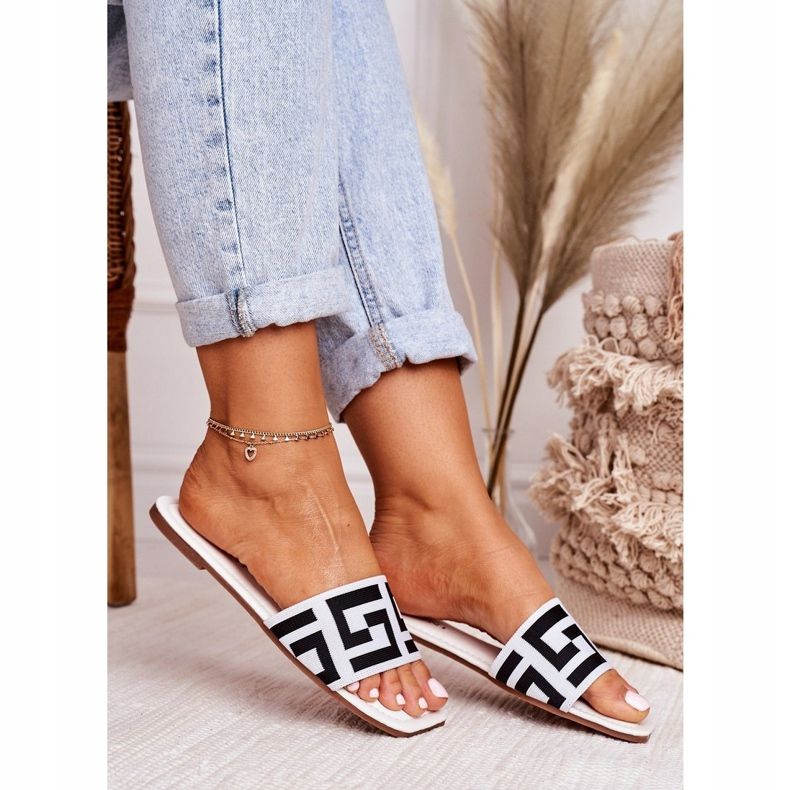 Naisten klassiset tossut Valkoinen Melinda musta 2