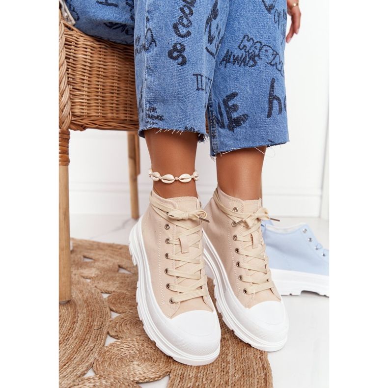 FB2 Naisten korkeat lenkkarit Beige Trissy suurella pohjalla 1