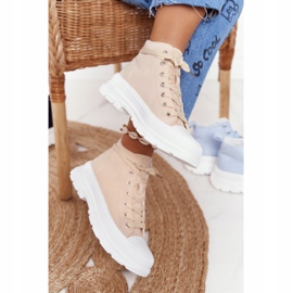 FB2 Naisten korkeat lenkkarit Beige Trissy suurella pohjalla 2