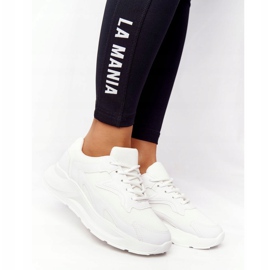 FB2 Naisten lenkkarit suurella pohjalla, valkoinen harha 1