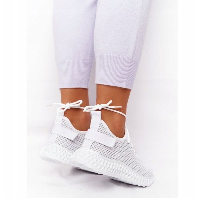 PS1 Naisten urheilukengät Slip-on White Run Away valkoinen 2