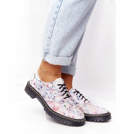 Naisten Oxfords Maciejka -nahkaiset valkoiset kengät kukilla 04087-38 valkoinen 1