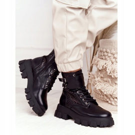 FB2 Avoimet saappaat työntekijöille mustalla puhalletulla alustalla 2