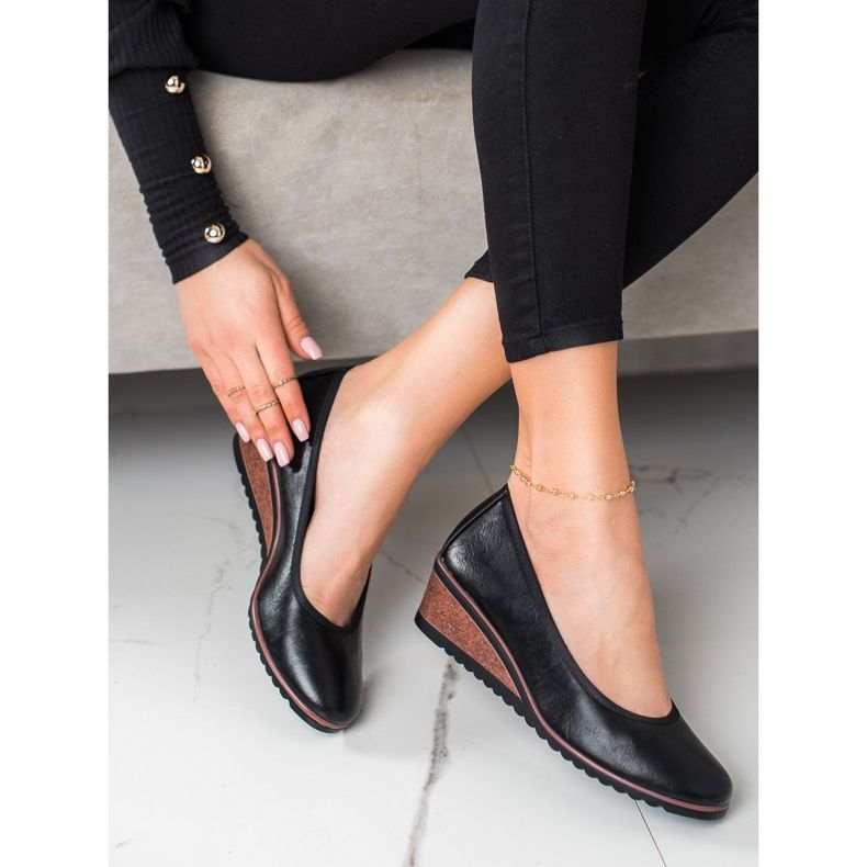 Mustat ballerinat kiilalla VINCEZA 1