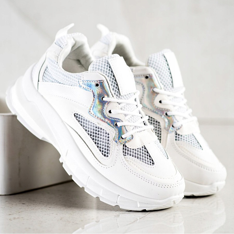 SHELOVET Valkoiset lenkkarit lavalla valkoinen 2