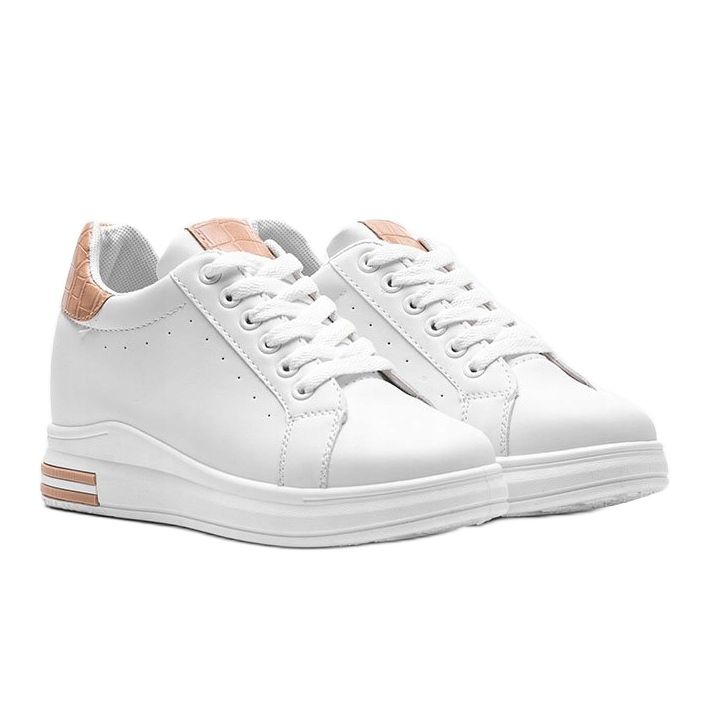 Valkoiset lenkkarit piilotetussa Halle -kiilassa beige valkoinen 1