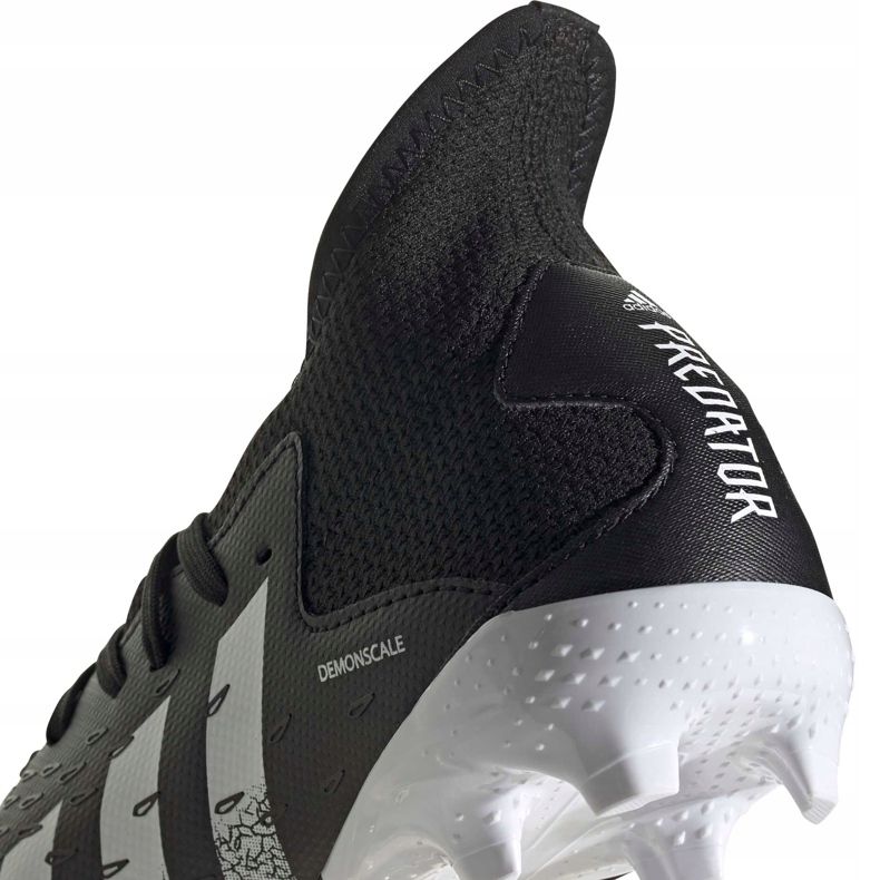 Adidas Predator Freak.3 Fg Junior FY1031 jalkapallokengät musta musta 1