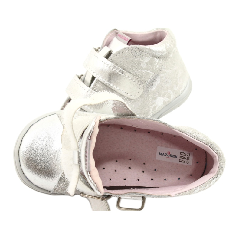 Mazurek Urheilunahkakengät, tarranauhalla 1264 hopeaa harmaa 5