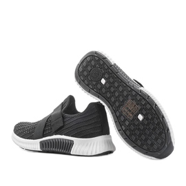 Mustat Akira-urheilukengät 1