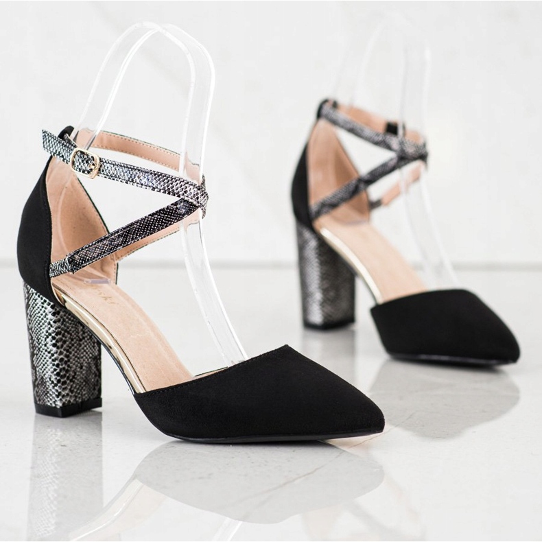 S. BARSKI Tyylikkäät pumput pilarilla musta 1