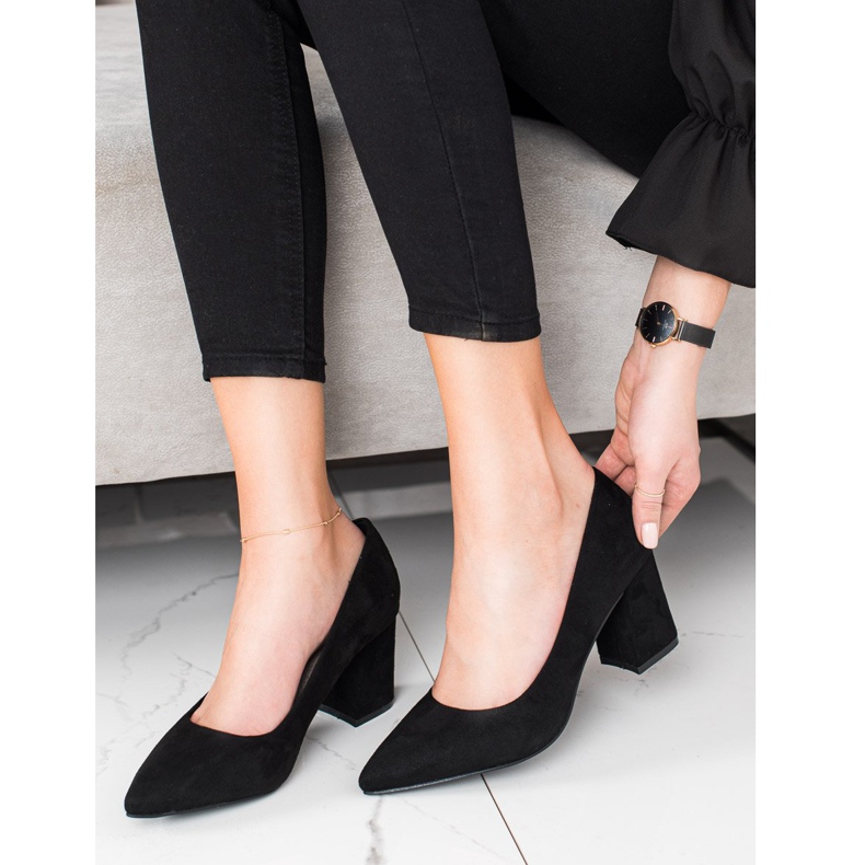 Klassiset mokkanahkaiset VINCEZA -pumput musta 2