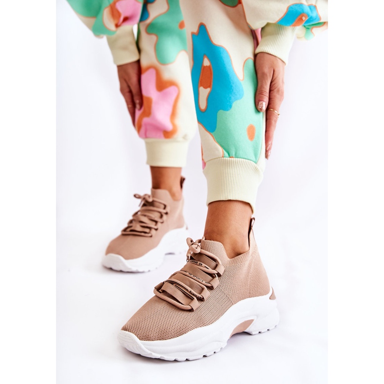 Naisten urheilusukat Beige KeSports 1