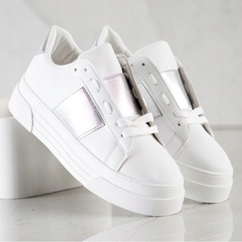 SHELOVET Lenkkarit, joissa on eko -nahkaa valkoinen 2