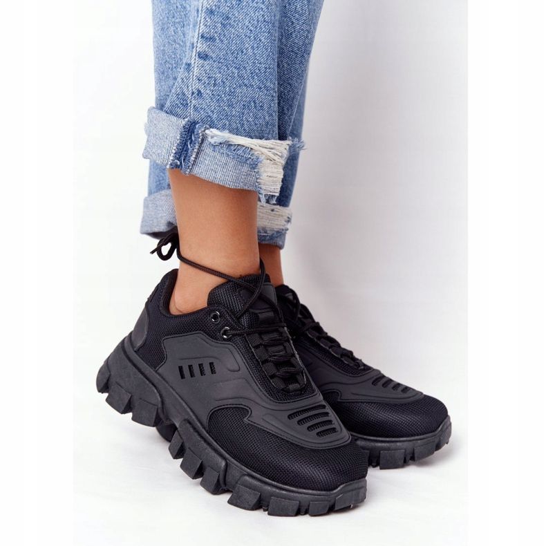 Naisten mustat lenkkarit suurella pohjalla musta New York 2