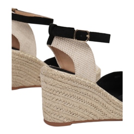 Vices 7370-38-musta 1