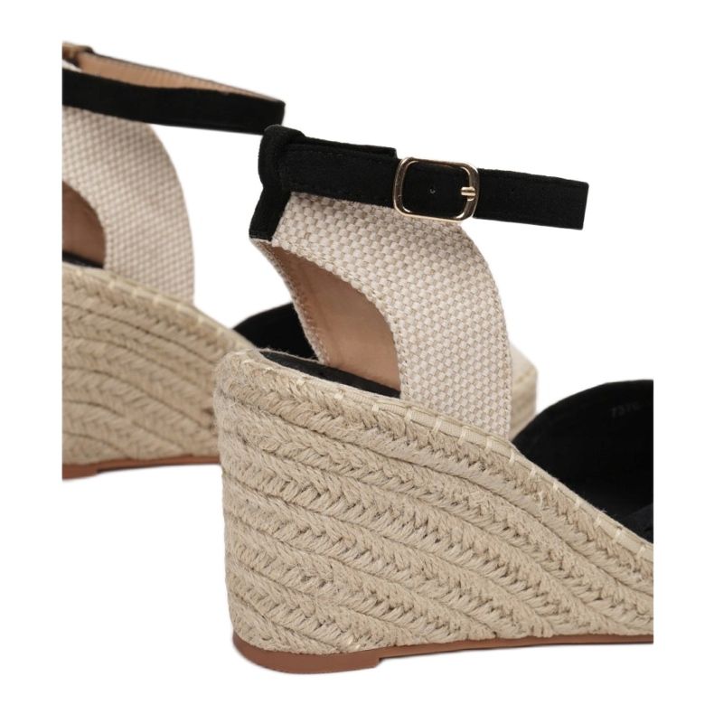 Vices 7370-38-musta 1