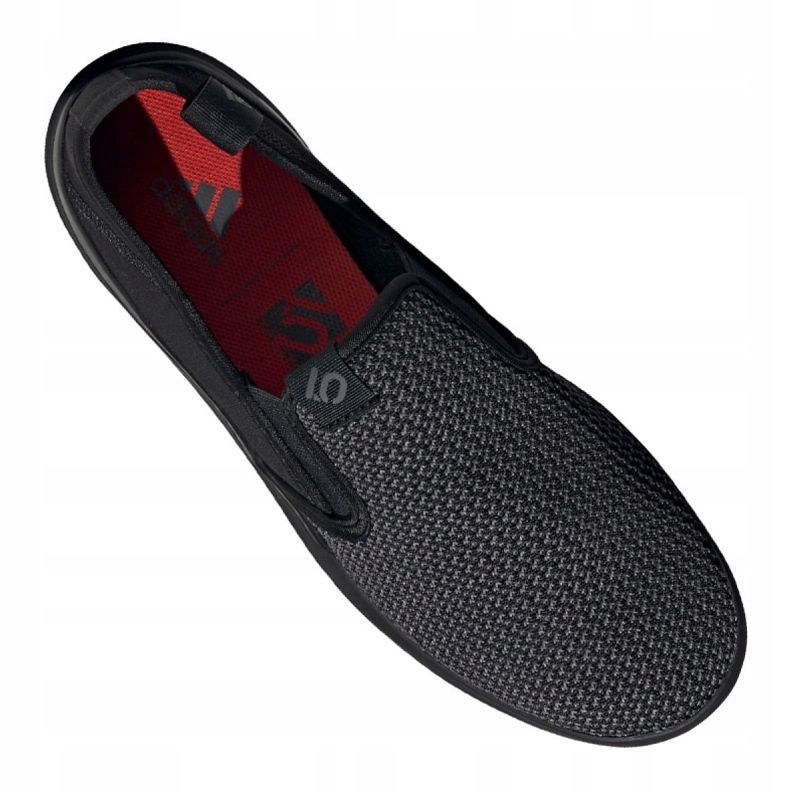 Adidas Sleuth Slip-On M EE8941 kengät musta harmaa 1