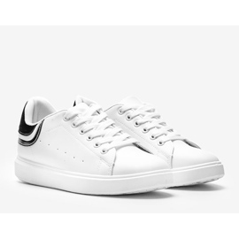 Mustat naisten Makaila -lenkkarit valkoinen 1