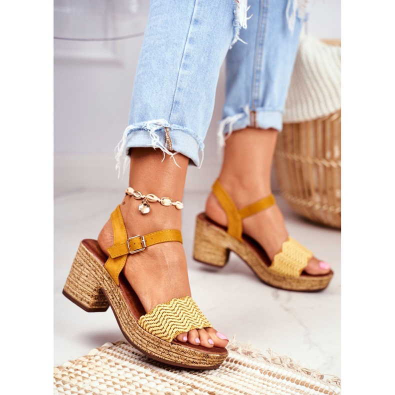 EVE Keltaiset Fobi -naisten sandaalit korkealla korolla beige keltainen 1