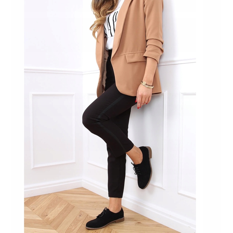 Mustat nauhoitetut kengät G325 Musta 2