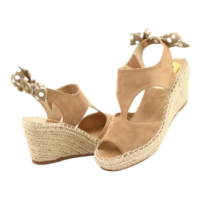 Naisten beige Espadrille-sandaalit, joissa on keula Jezzi 21SD98-3593 3