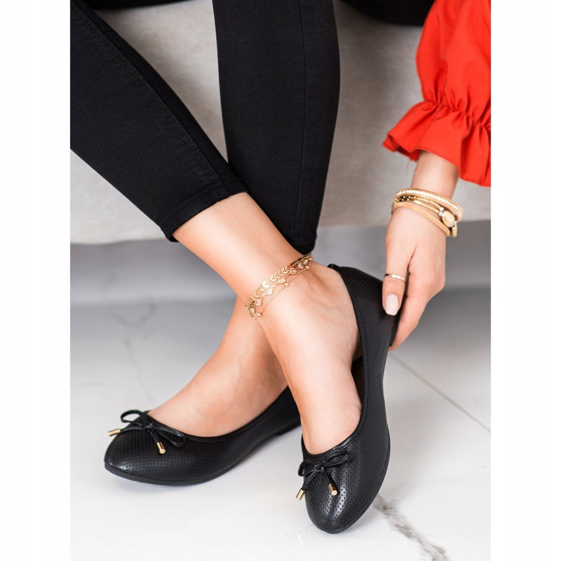 Clowse Mustat ballerinat 2