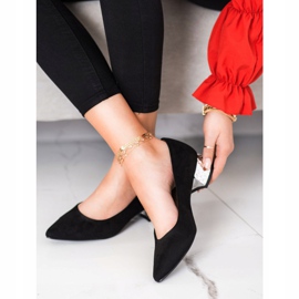 Filippo Mustat pumput kultaisella kantapäällä 1