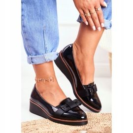 Vinceza Naisten Brogues mustilla lakattuilla kiilailla Milona musta 1