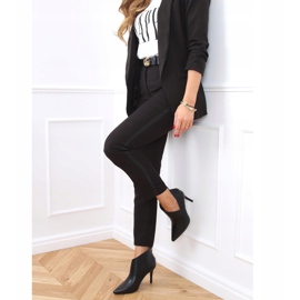 Mustat saappaat nastassa leikattu musta 9561 Musta 1