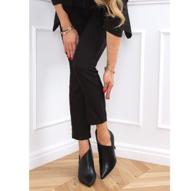 Mustat saappaat nastassa leikattu musta 9561 Musta 2