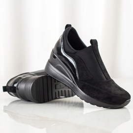 VINCEZA Slip On Shoes musta 1