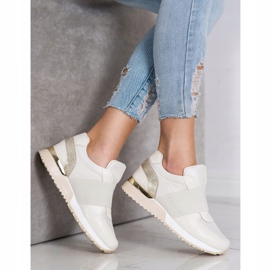 SHELOVET Tyylikkäät Slip-On lenkkarit beige 1