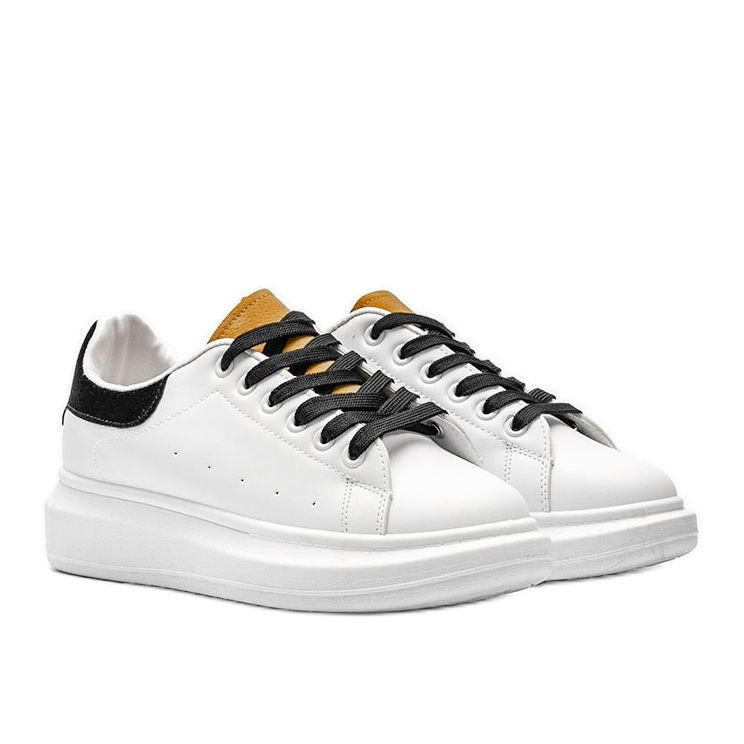 Chunky Lauryn pohjalliset lenkkarit valkoisina valkoinen 1