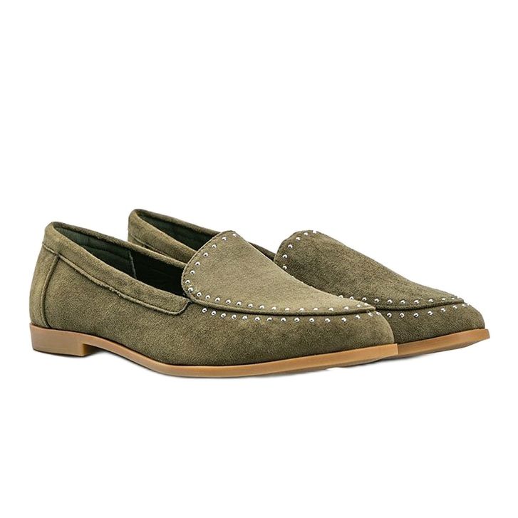 Hopean ekologisesta mokkasta valmistetut vihreät leivonnaiset 1