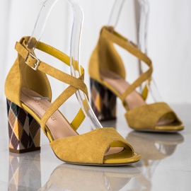 Muodikkaat Sergio Leonen sandaalit keltainen 3