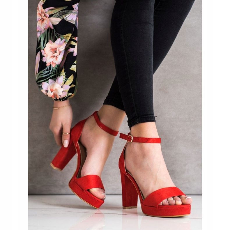 Weide Punaiset sandaalit baarissa punainen 1