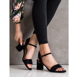 Evento Tyylikkäät sandaalit baarissa musta 2