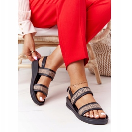 Nahkaiset kiilahihnat Laura Messi 2232 Musta beige 2