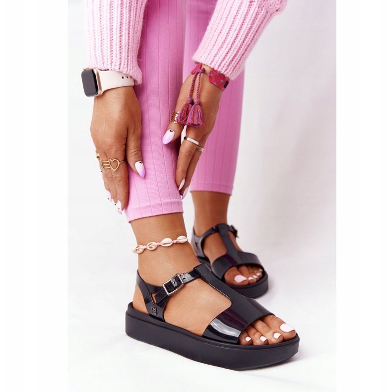 Tuoksuvat ympäristöystävälliset kumiset sandaalit ZAXY HH285116 musta 2