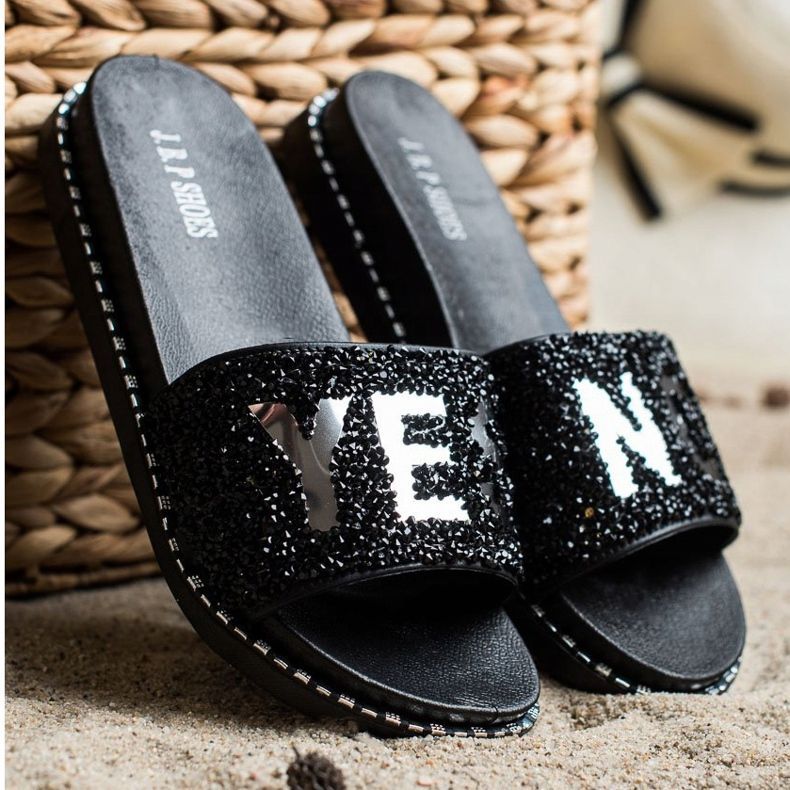 SHELOVET Muodikkaat tossut kristalleilla musta 1